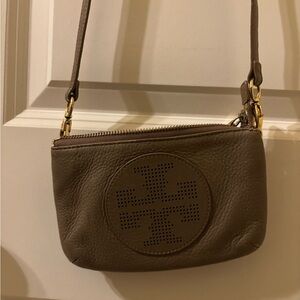 Tory burch crossbody bag